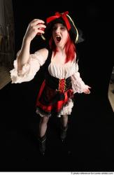 DARINA STAANDING POSE WITH APPLE